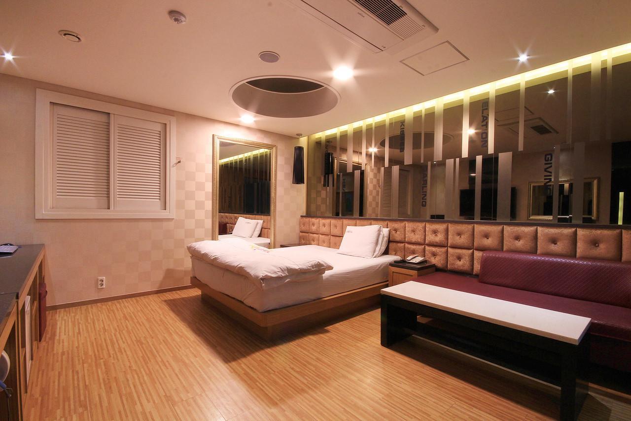 Khan Motel Daegu Esterno foto
